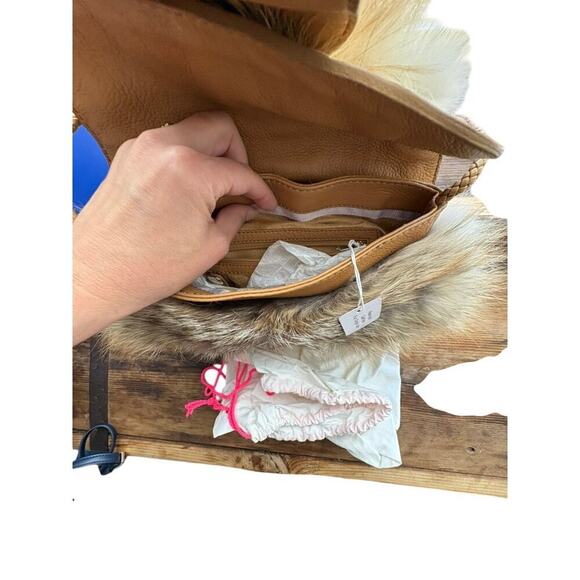 Jimmy Choo Leah Fox Fur Leather Crossbody Bag NWT $3,650 Boho Chic RARE Sold out - Picture 3 of 10
